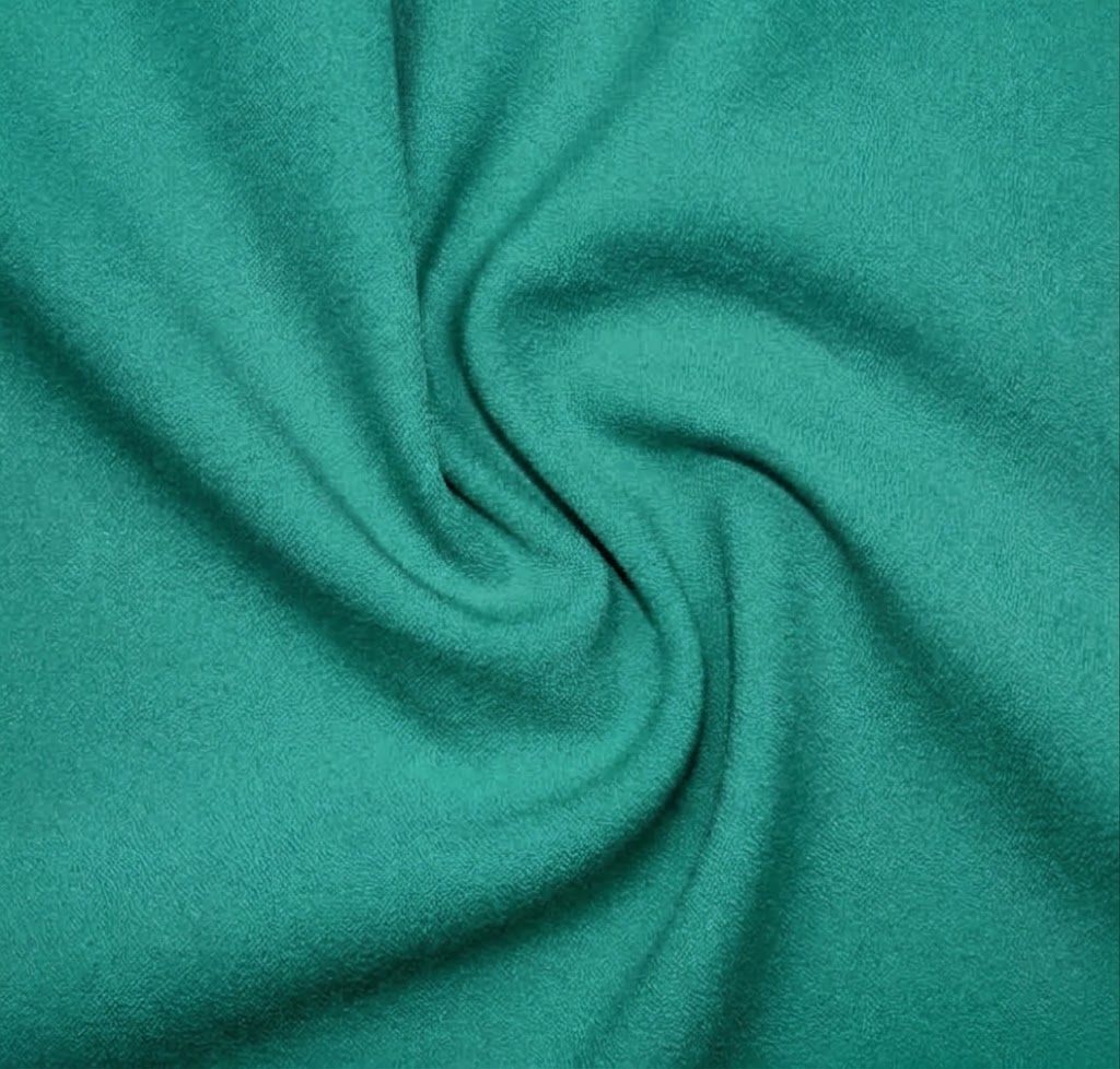 CREPE LUGANO VERDE ECO 96% POLIESTER 4% ELASTANO 