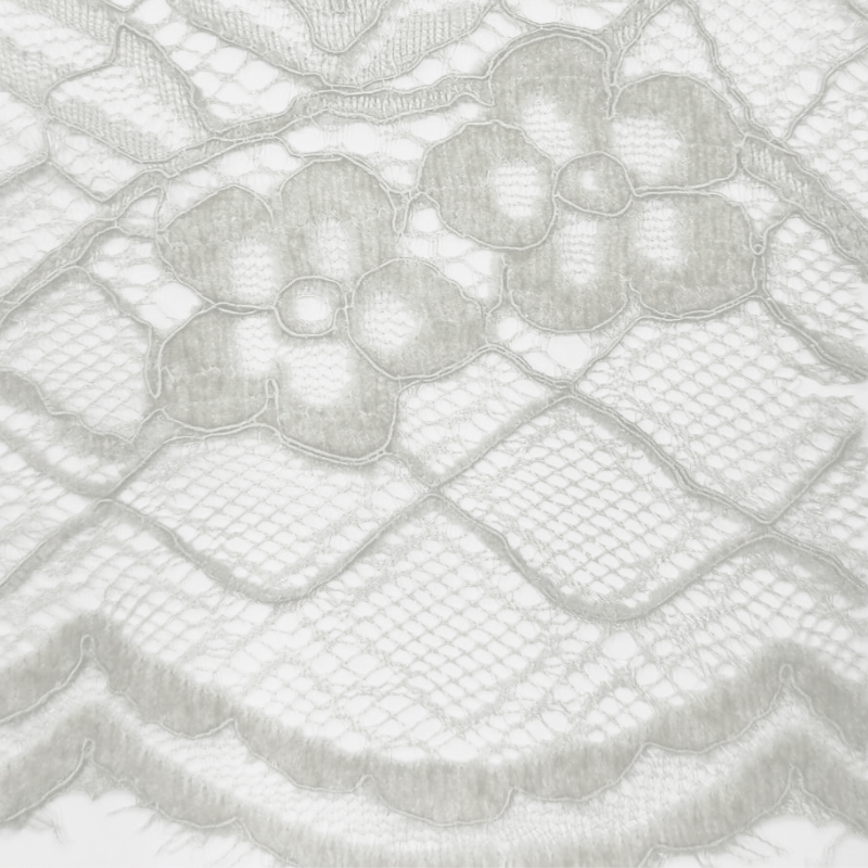 RENDA CHENILLE FLORA OFF WHITE 95% POLIESTER 5% ELASTANO