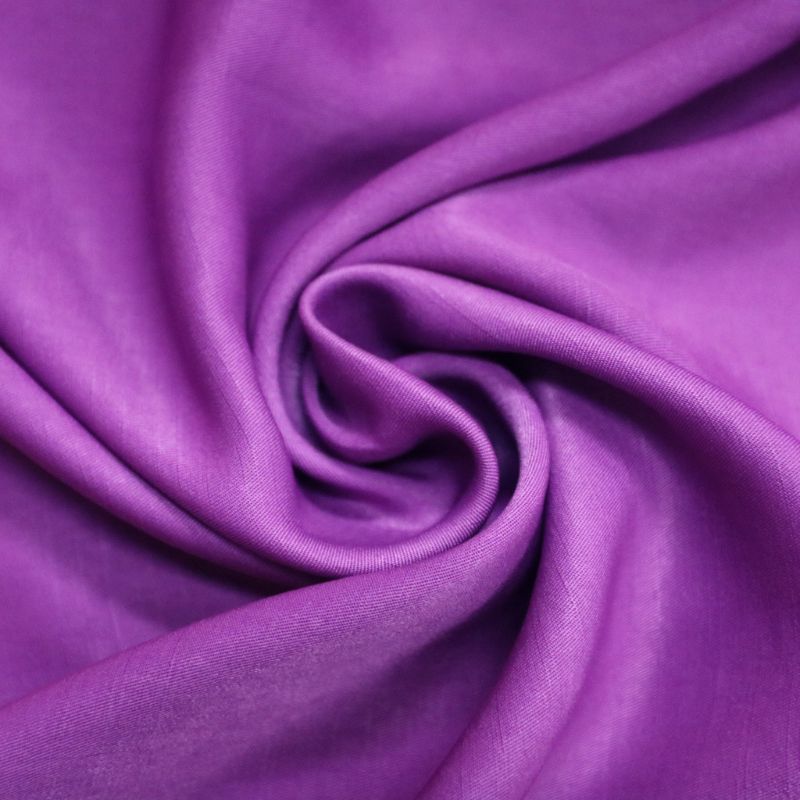 SILKY SATIN LUNA FRAMBOESA 50%VISCOSE 50%POLIESTER DELICADO