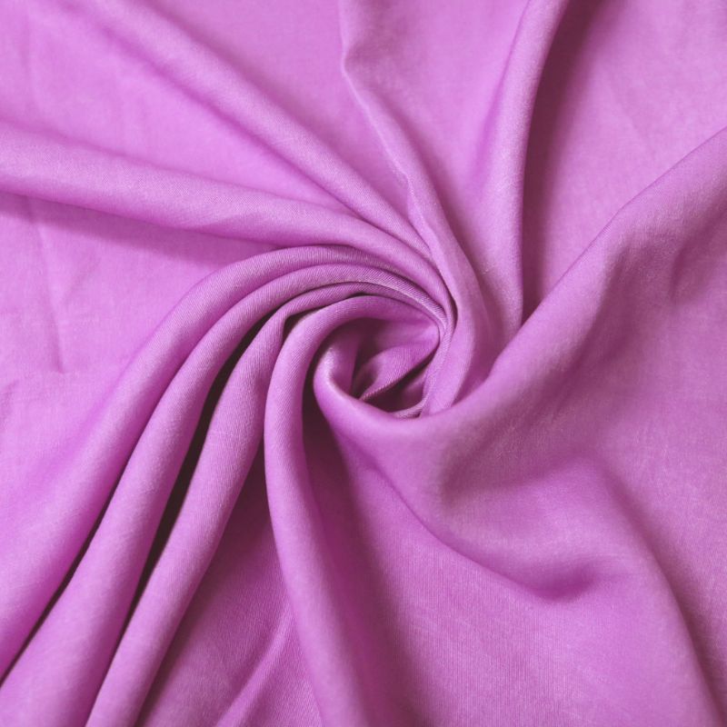 SILKY SATIN LUNA