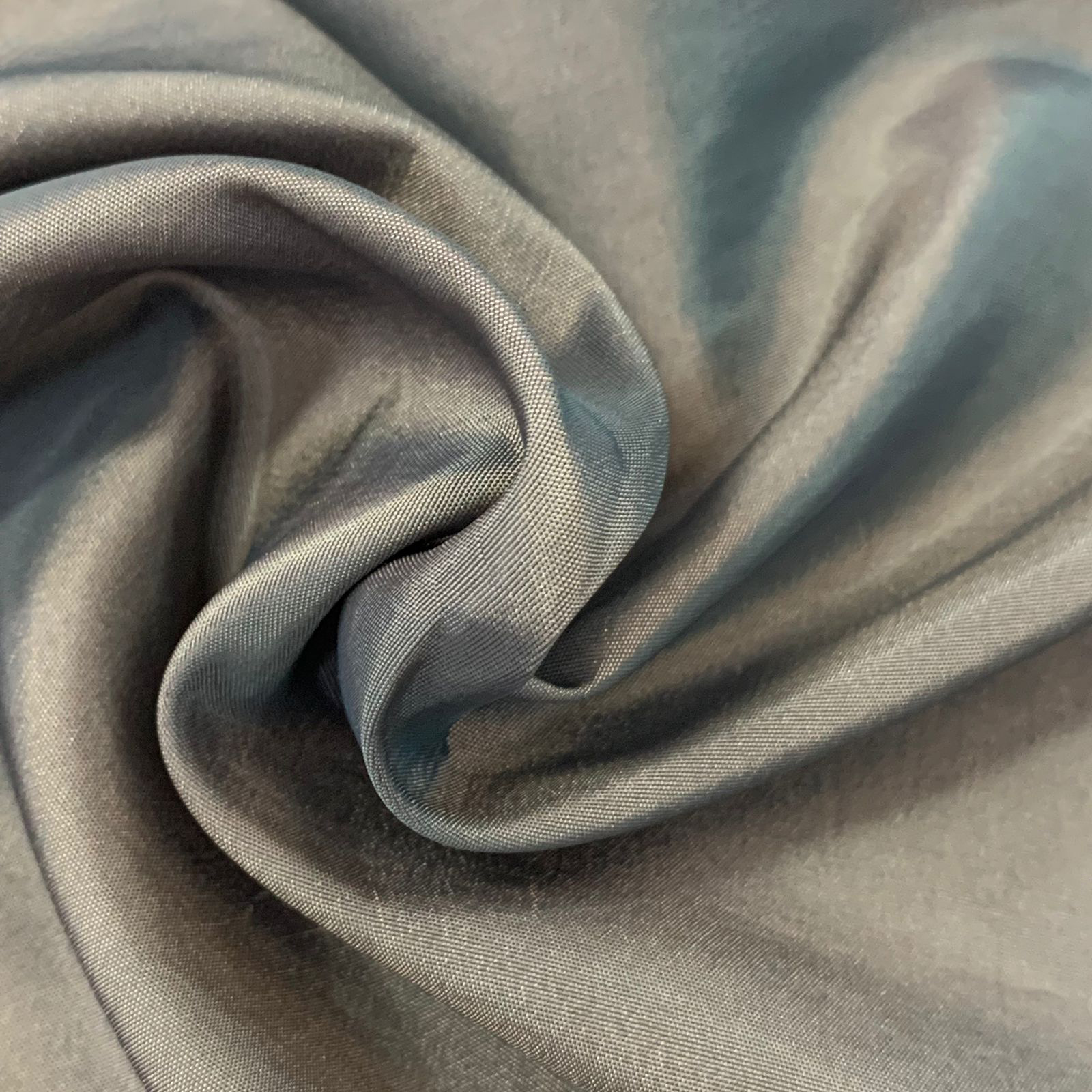 TAFETA CHROMO CHIA 50%POLIESTER 50%POLIAMIDA DELICADO,ENCORPADO