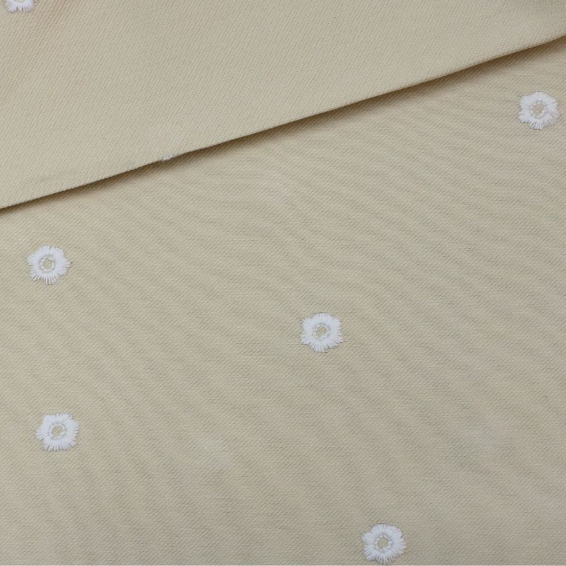 TWILL RAYON BORDADO FLOWER POÁ CHANTILLY II/ CRU 85%VISCOSE 10%ALGODÃO 5%POLIESTER 